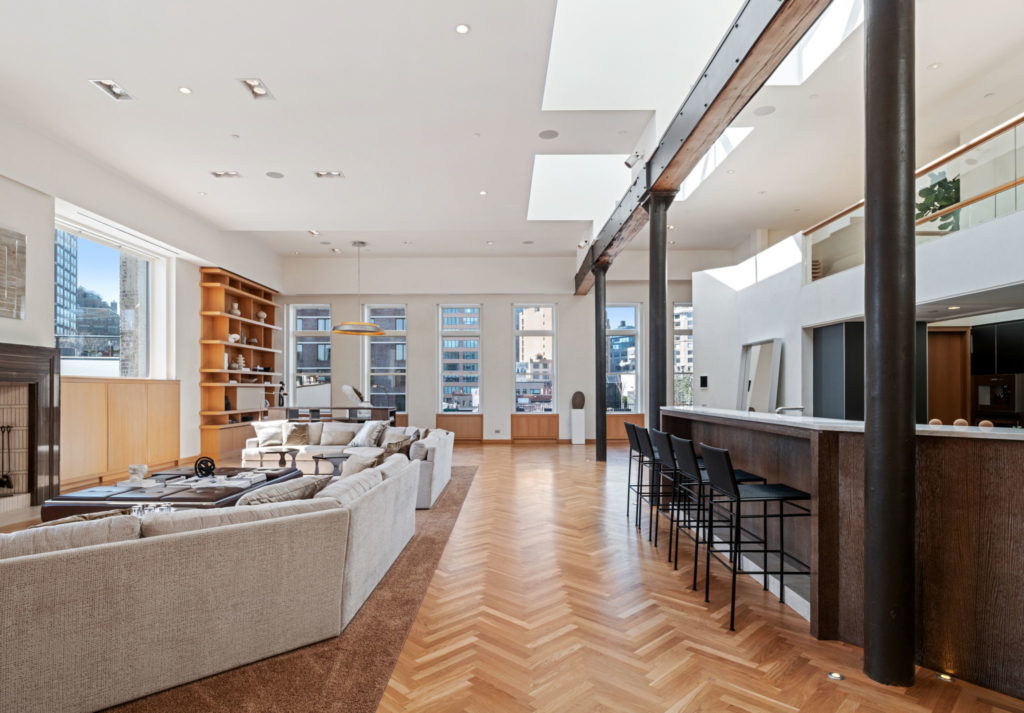 2-383-West-Broadway-Penthouse-Living-Room-2