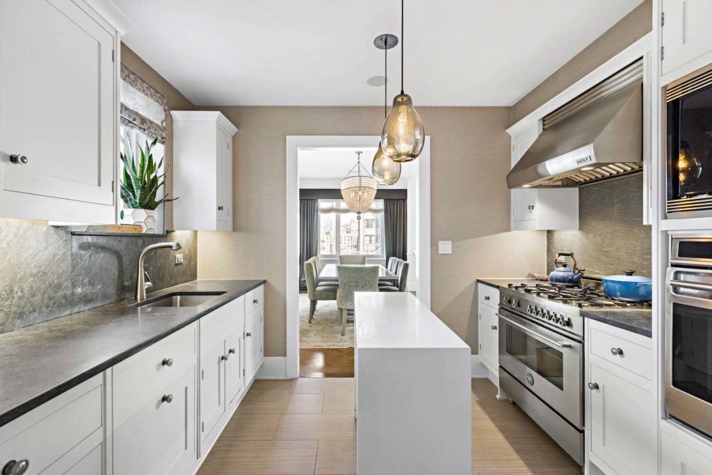 530 Park Avenue, 17F - Kitchen 2