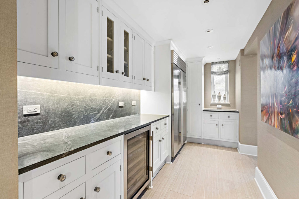 530 Park Avenue, 17F - Kitchen 3