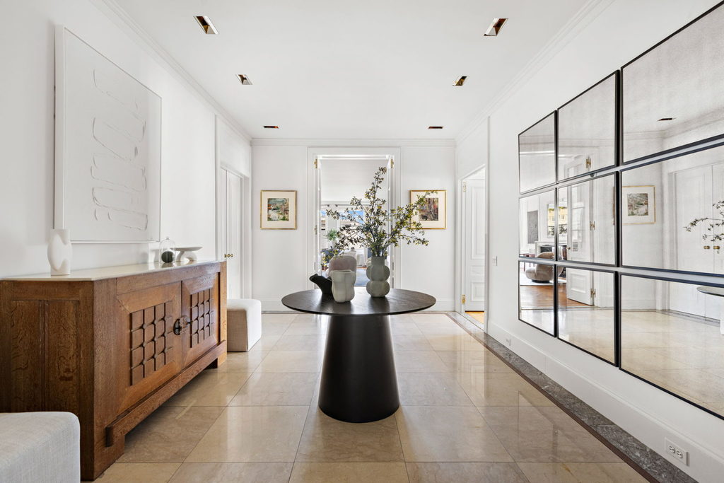 30 East 71, 11B - Foyer