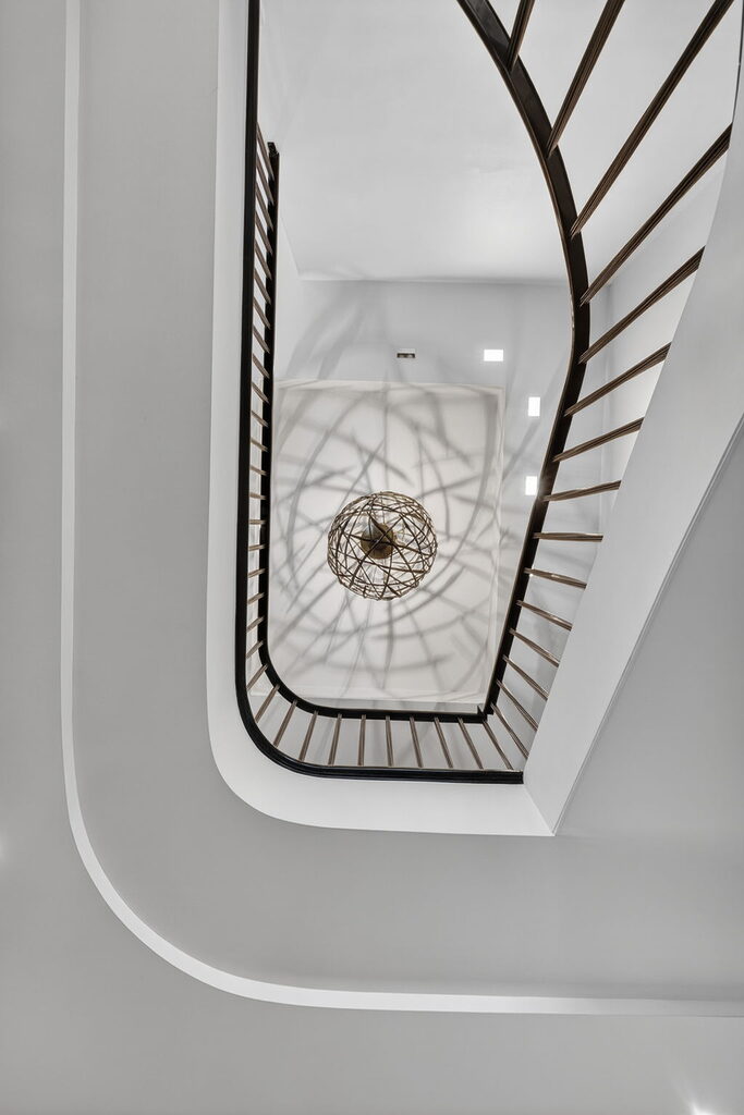 279 CPW, Sprial Stair