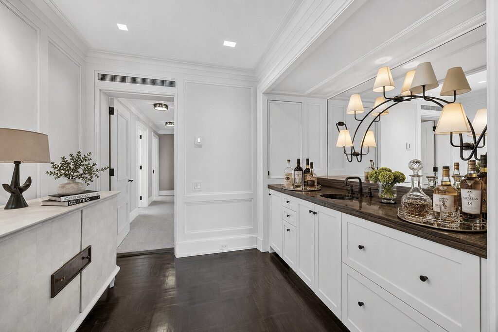 279 CPW, Wet Bar